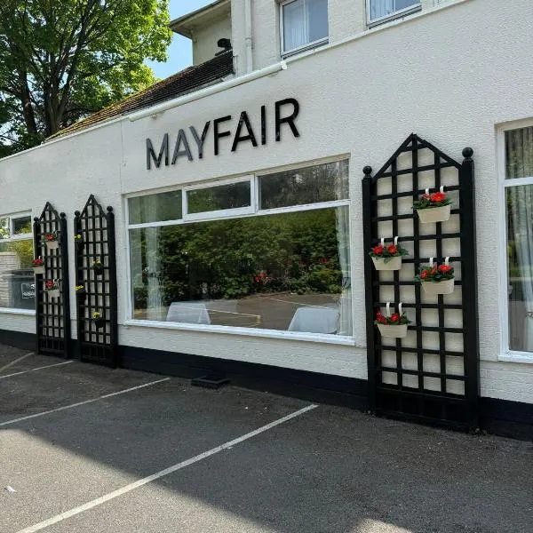 The Mayfair Hotel，位于莫德福德的酒店