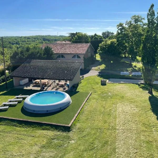 Gîtes du Moulin de Périssé，位于弗洛恩斯的酒店