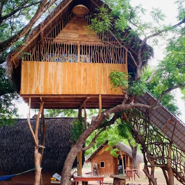 Yala Village Eco Tree House，位于Tanamalwila的酒店