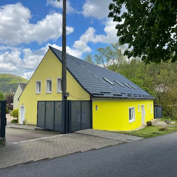 Penzion V Podzámčí，位于摩拉瓦特热博瓦的酒店