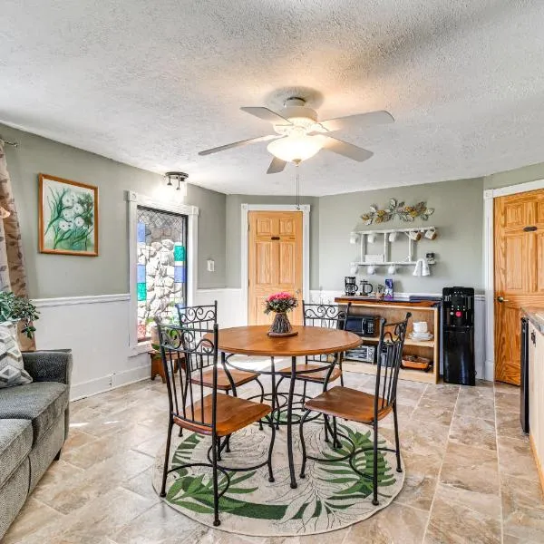 Cozy Conesus Vacation Rental Near Wineries and Lake!，位于Conesus的酒店