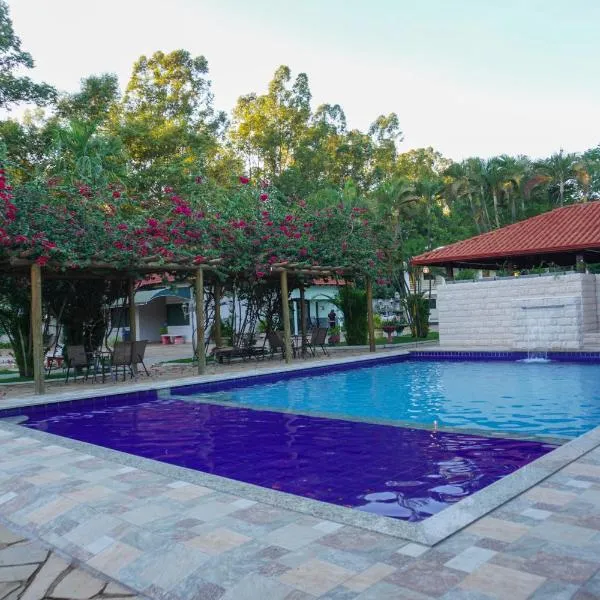 Hotel Tropical Garden，位于东普里马韦拉的酒店