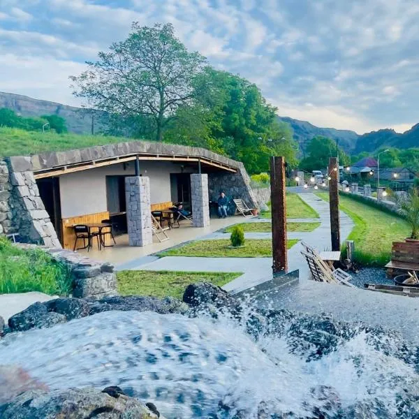 Hotel Hobbiton，位于Akhalk'alak'i的酒店