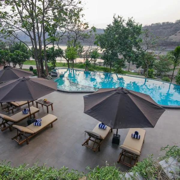 Toyam by Orchid Hotels，位于Bhor的酒店