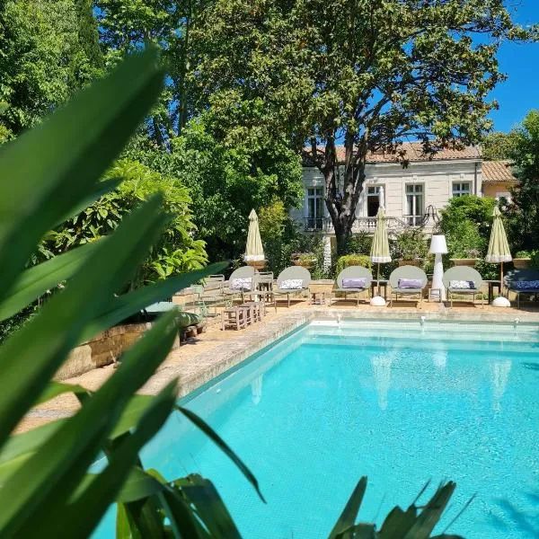 Villa Aigarden maison d'hôtes，位于阿维尼翁的酒店