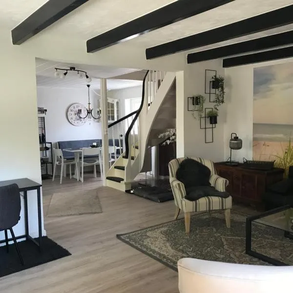 Ferienwohnung Nordwind 1，位于Hinte的酒店