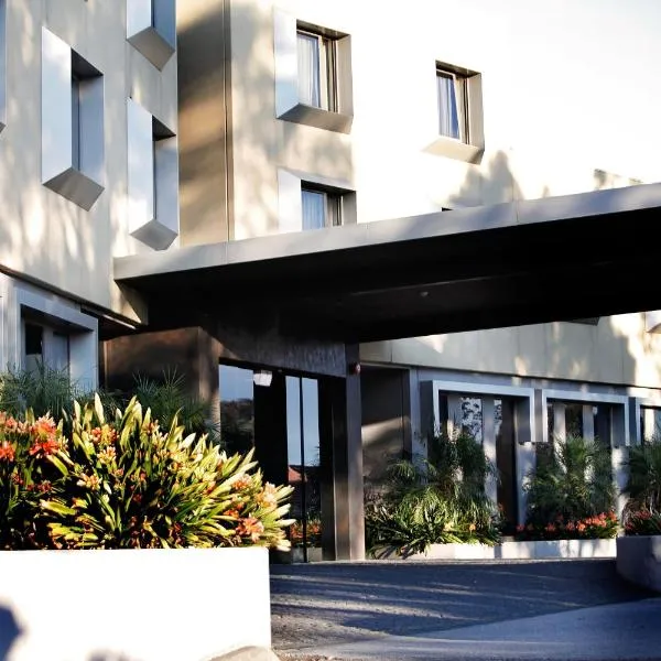 金石滩酒店，位于克罗伊登的酒店