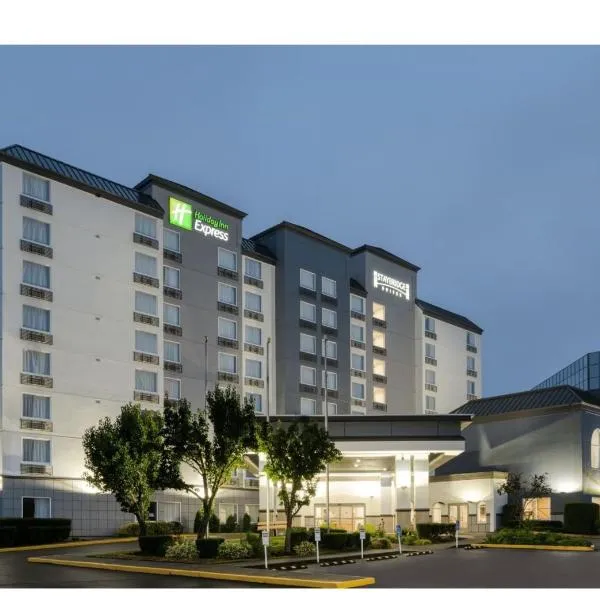 Holiday Inn Express Federal Way - Seattle South, an IHG Hotel，位于奥本的酒店