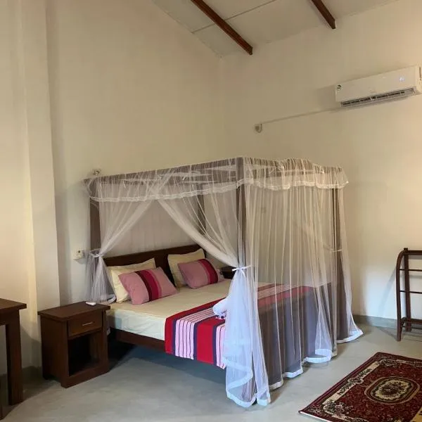 TEMBO Luxury Suites，位于Nochchiyagama的酒店