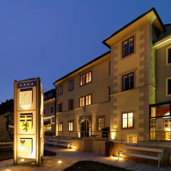 奥博斯特贝尔格梅斯特拉姆特弗利恩公寓，位于Oberkolbnitz的酒店