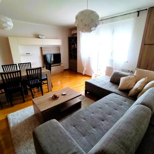 Apartman Vista，位于斯梅代雷沃的酒店