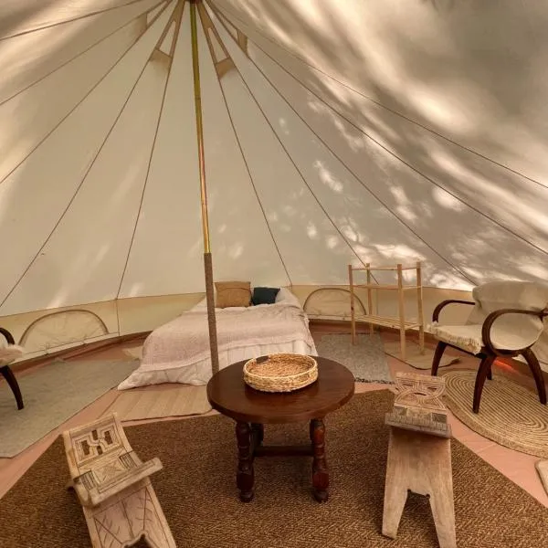 Tente lodge en pleine nature，位于叙梅恩的酒店