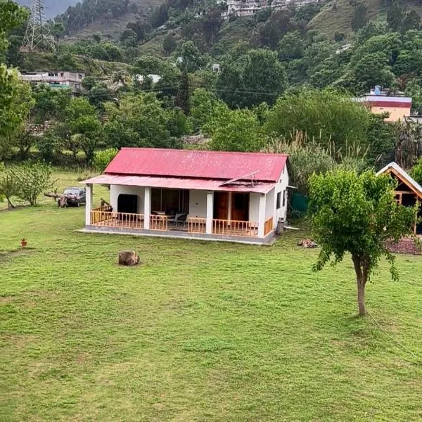 C O Z Y Hut At Country Club Balakot，位于Shogran的酒店