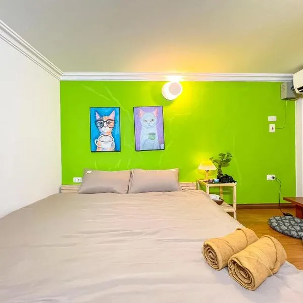 Happy Home - Nhà phố cổ，位于河内的酒店