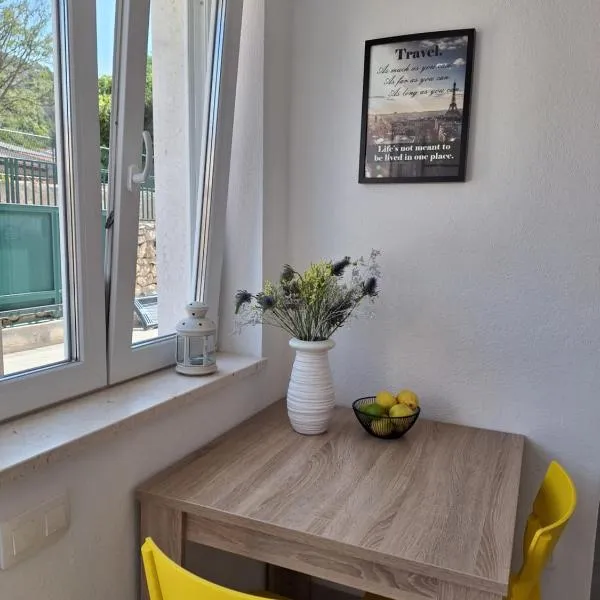 Mimi，位于赫瓦尔的酒店