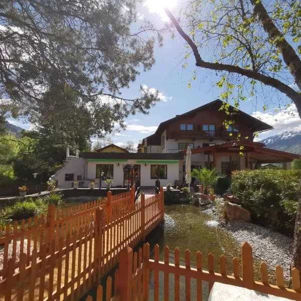 Hotel Kärntnerhof & SeeBlick Suiten，位于Kerschdorf的酒店