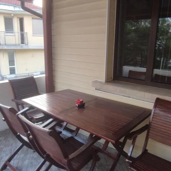 MaxiMo，位于鲁塞的酒店