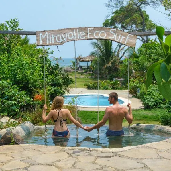 Miravalle Eco Surf，位于洛斯科巴诺斯的酒店
