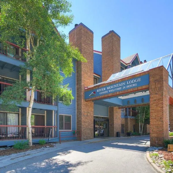 River Mountain Lodge by Breckenridge Hospitality，位于布雷肯里奇的酒店