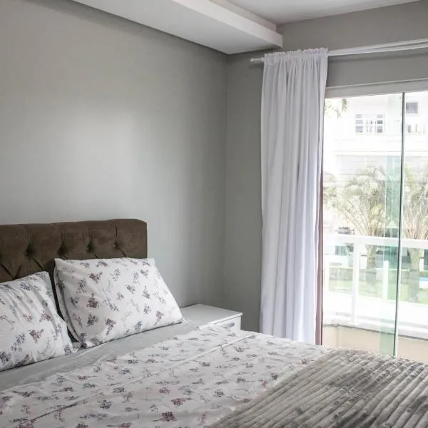 Loft com Wi-Fi e otima localizao em Biguacu SC，位于比瓜苏的酒店