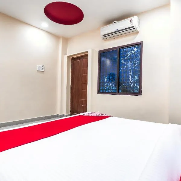 OYO Flagship Sathya Inn，位于瓦朗加尔的酒店