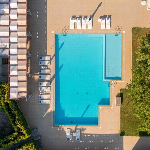 Kaminos Wellness Resort & Spa，位于Limni的酒店