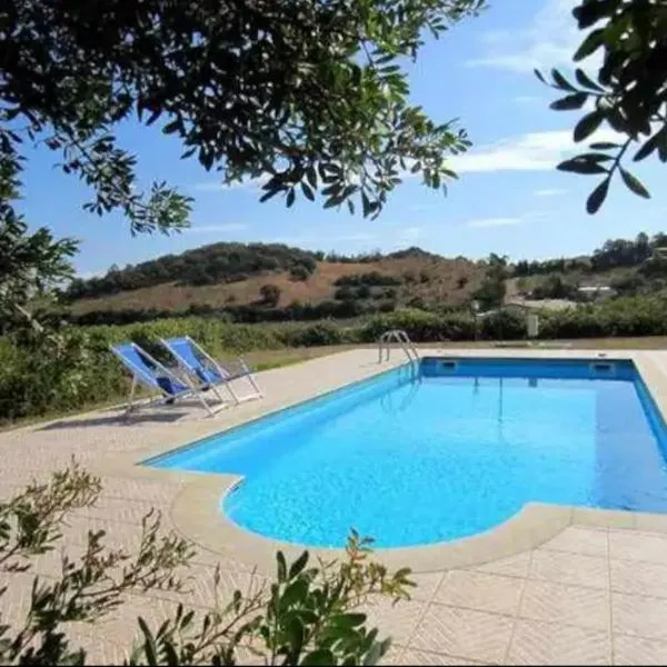 Villa Beafe' Ogliastra con piscina，位于泰尔泰尼亚的酒店