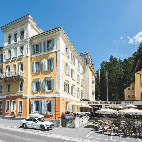 雪绒花瑞士品质酒店，位于Promontogno的酒店