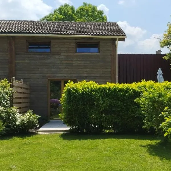 Camellia，位于Cherbonnières的酒店