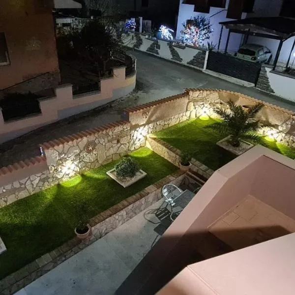 PICCOLO PARADISO Suite LUNA，位于Scafa的酒店