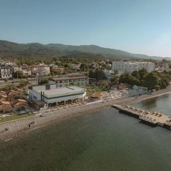 Glenn Hotel & Beach，位于Ayvacık的酒店