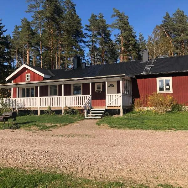 Hus i Väse, utanför Karlstad，位于Väse的酒店