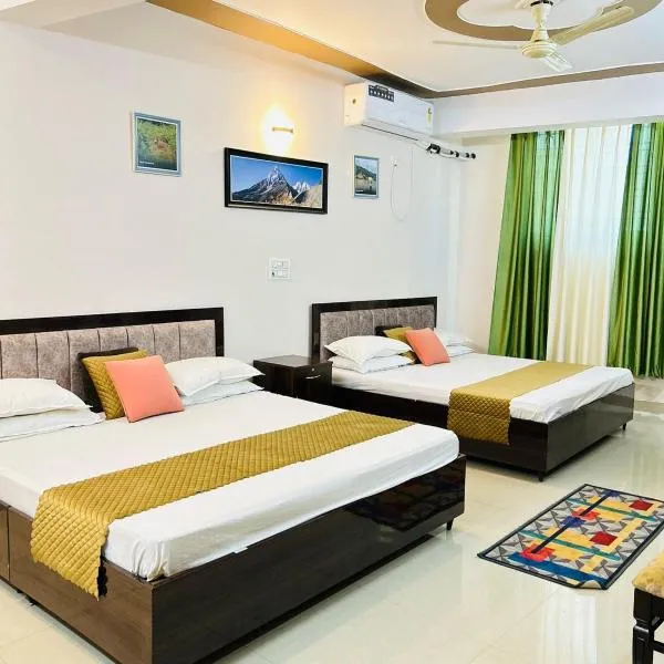 Anandmay Homestay, ISBT Rishikesh，位于瑞诗凯诗的酒店