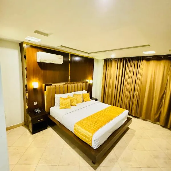Bling International Hotel Multan，位于木尔坦的酒店