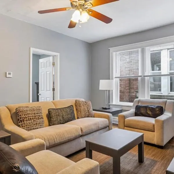 Historic Second Floor Unit in Shaw Community STL 2W，位于塔格罗夫的酒店