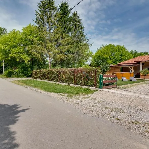 3 Bedroom Lovely Home In Stari Brod，位于Stari Brod的酒店
