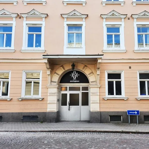 Hotell Slottsgatan，位于Figeholm的酒店