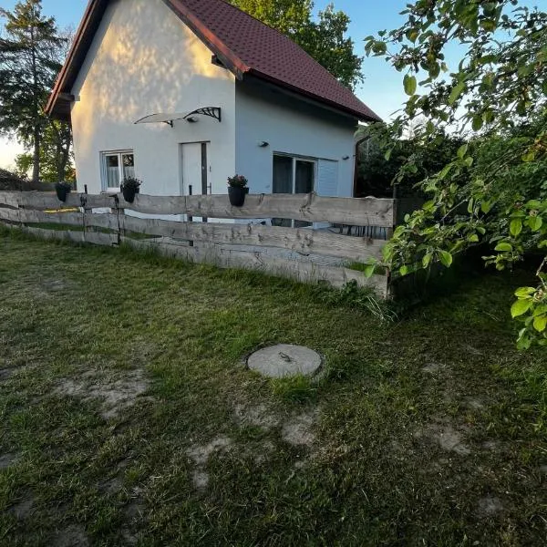 Agroturystyka Kluki u Tosi，位于斯莫尔德兹诺的酒店