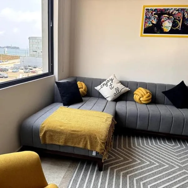 Depa Luxe 2HAB con Alberca y Playa Caminando，位于博卡德尔里奥的酒店