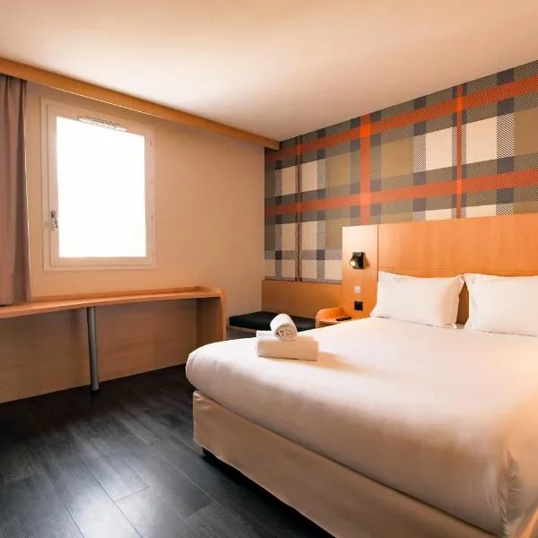 easyHotel Nice Old Town，位于尼斯的酒店