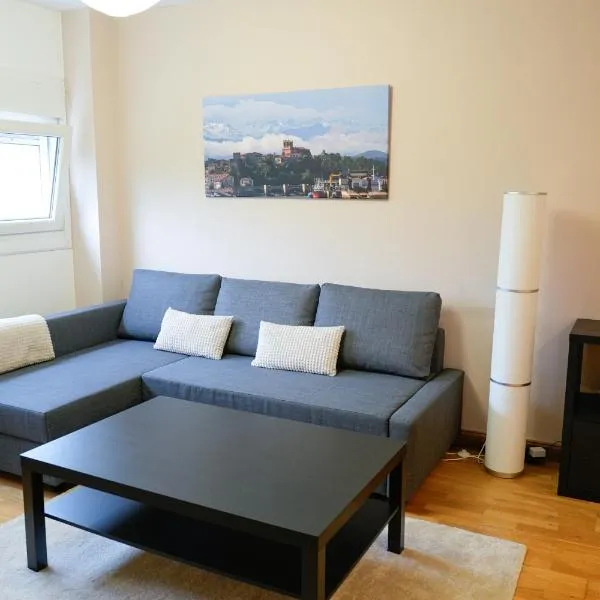 Precioso Apartamento cerca de Mar y Montaña，位于Polanco的酒店