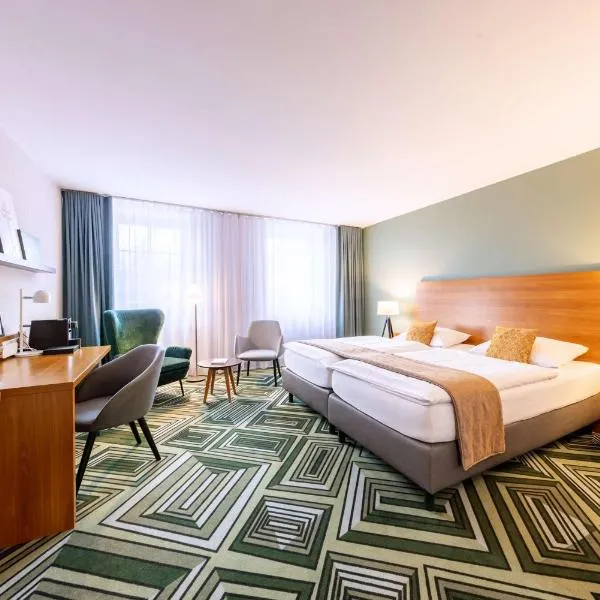 Best Western Plus Parkhotel Maximilian Ottobeuren，位于蒙明博格的酒店