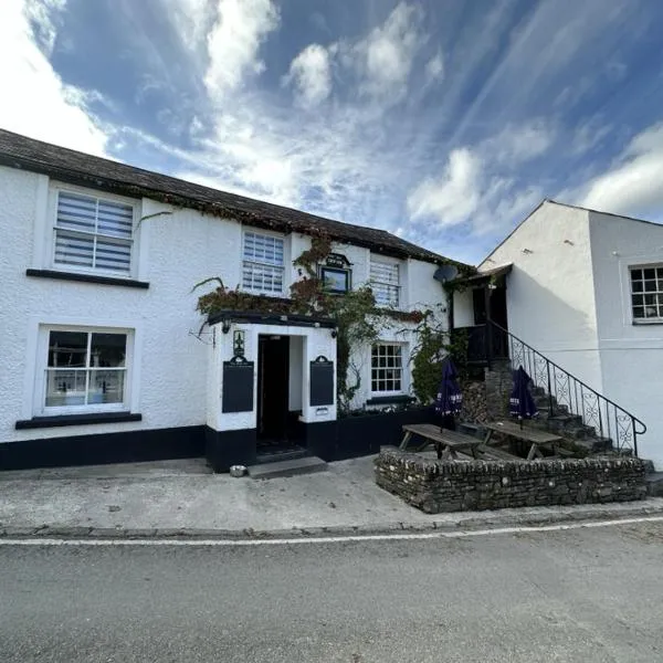 The Ship Inn Lerryn，位于Lerryn的酒店