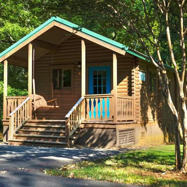 Carowinds Camp Wilderness，位于Lake Wylie的酒店