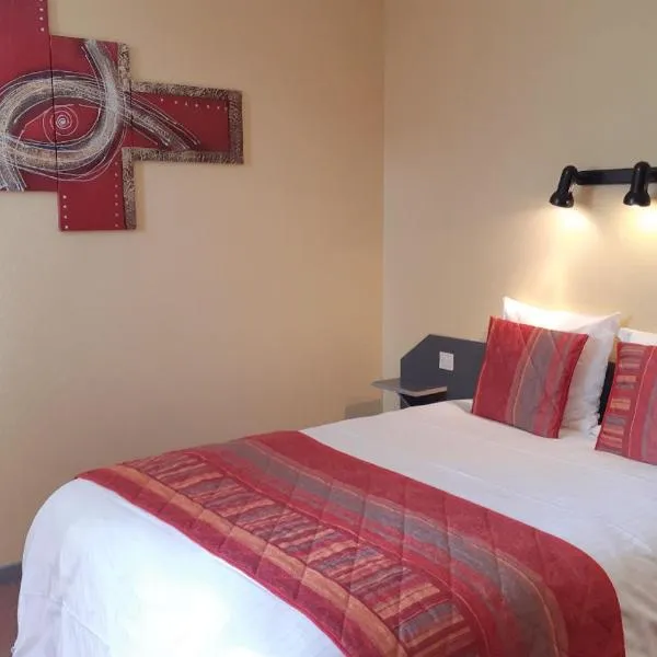 Le Cygne Hotel & Restaurant，位于洛泰堡的酒店