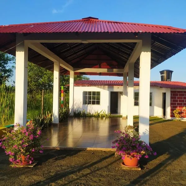 Cabaña Isabella，位于圣贝尔纳多德尔比恩托的酒店