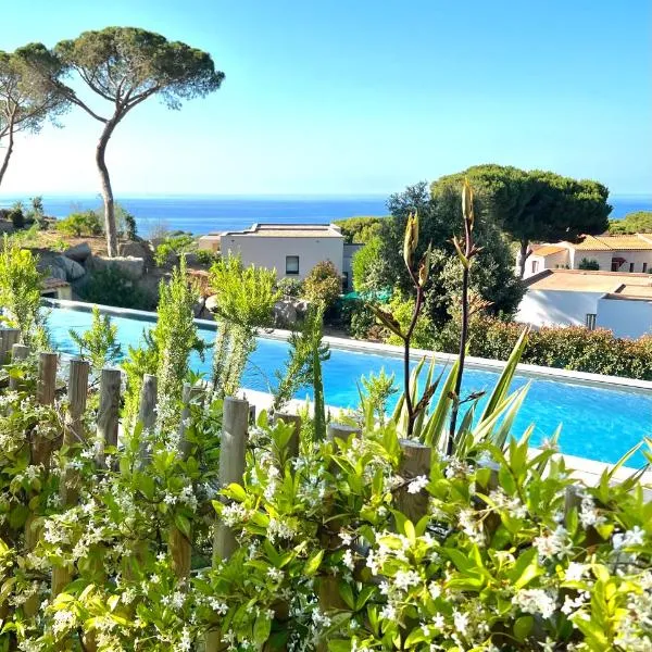 Villa avec jardin et piscine，位于卡尔维的酒店