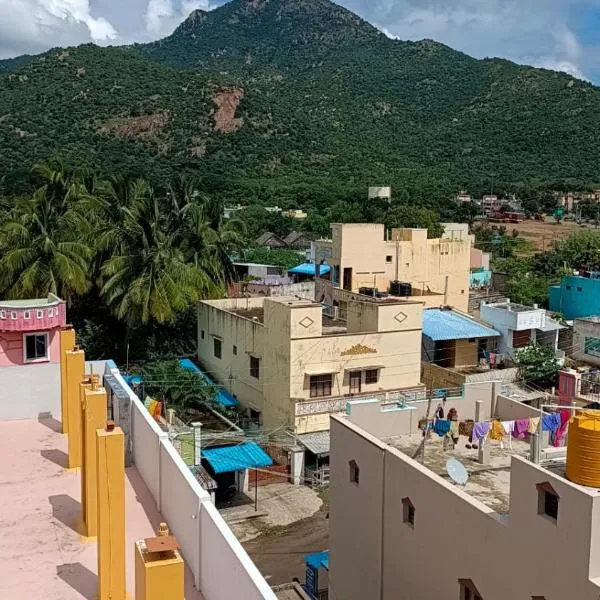 Sathya Guest House - 24 Hours Checkin & Checkout，位于蒂鲁瓦纳马莱的酒店