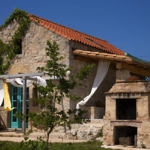 Stonehome Pojata,位于Rušići的酒店