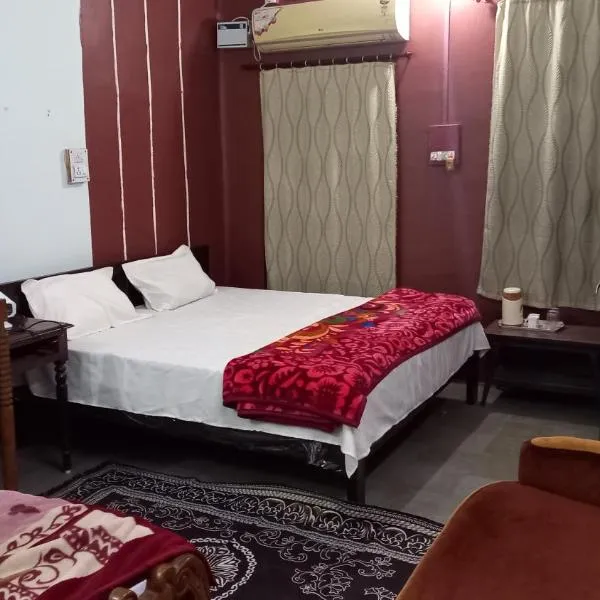 THUBE Saheb B&B，位于贾巴尔普尔的酒店
